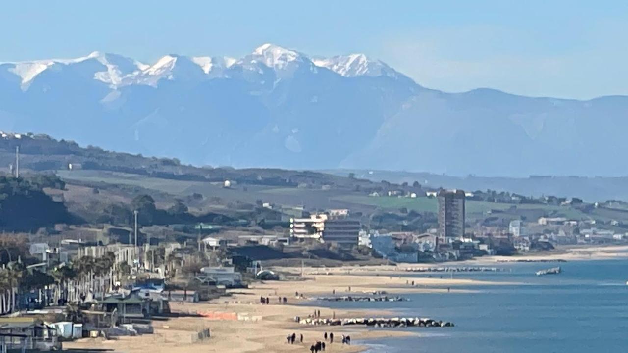 I Tre Marchi Rooms / Camera Mare Termoli Εξωτερικό φωτογραφία